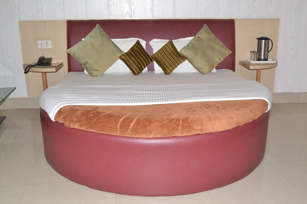 Hotel Atithi International Katra  Szoba fotó
