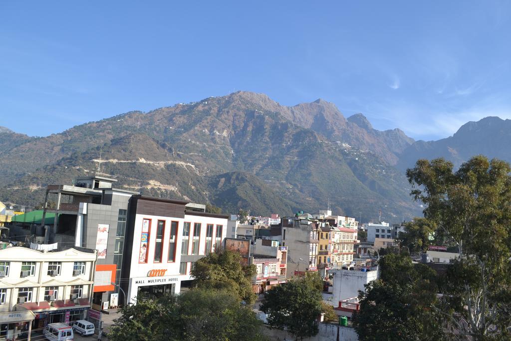 Hotel Atithi International Katra  Kültér fotó